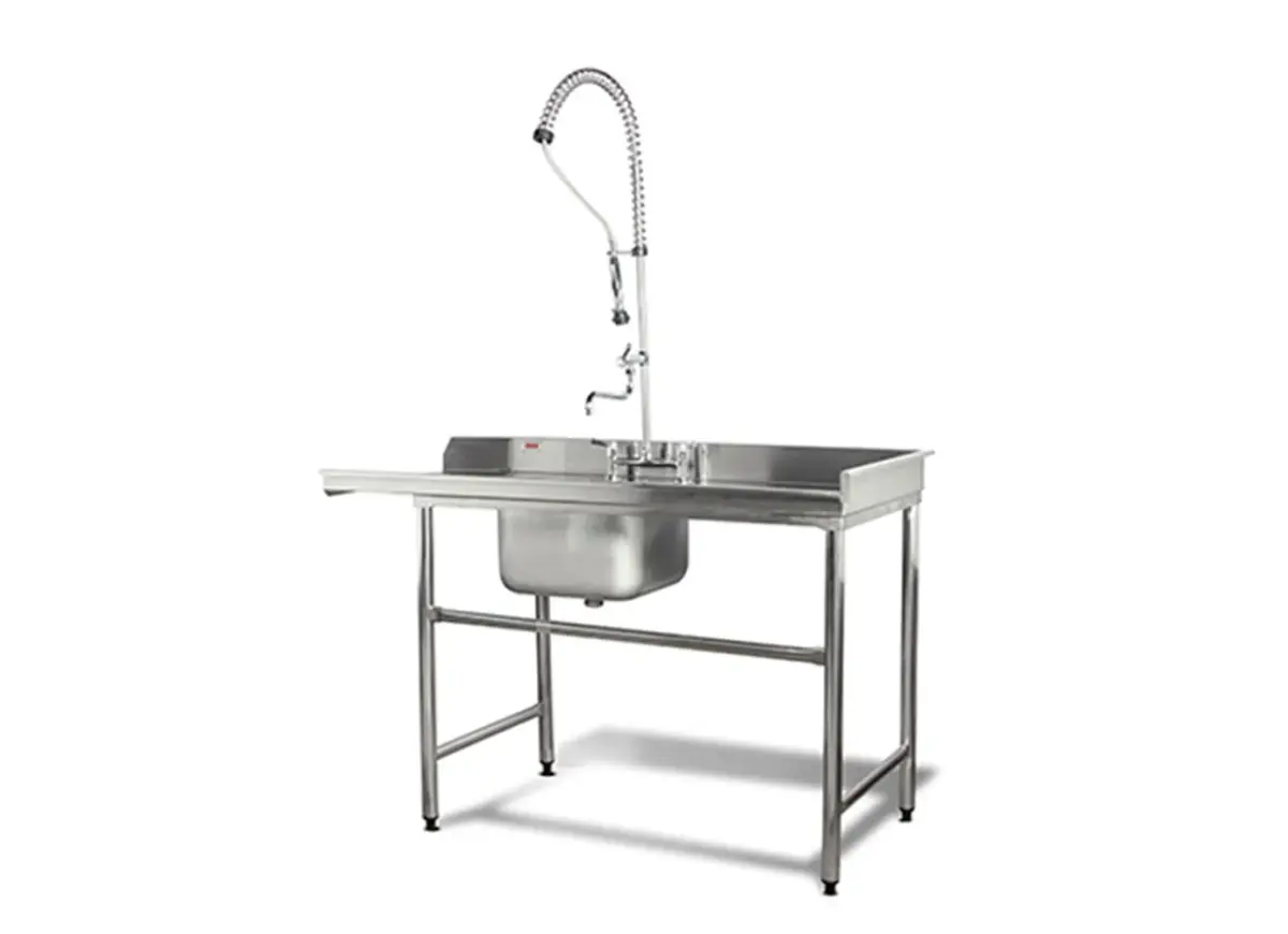 MESON DE ENTRADA A MAQUINA LAVAVAJILLA CON TAZA Y LLAVE PRE RINSE